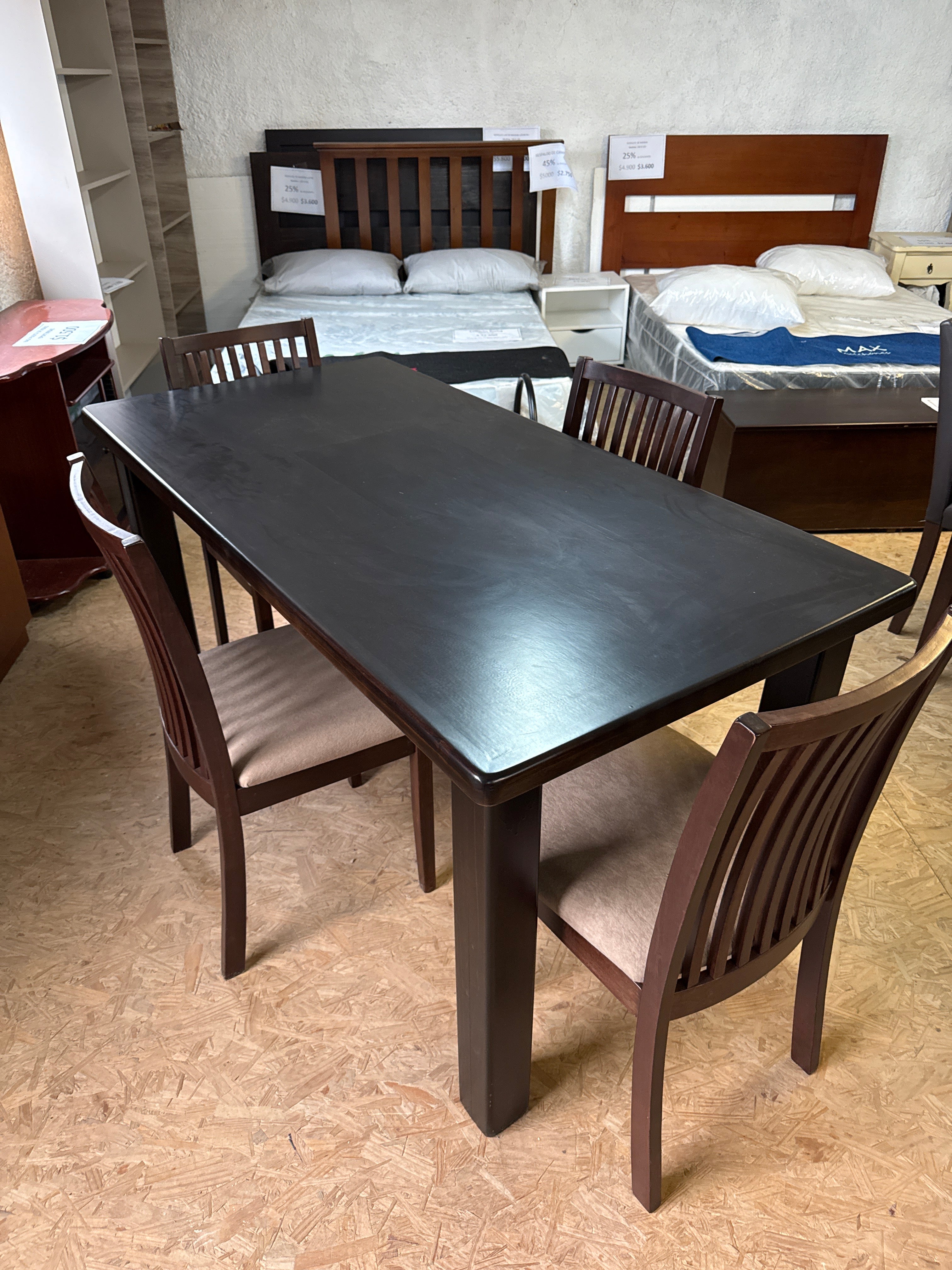 Juego de comedor MADERA (Stock)