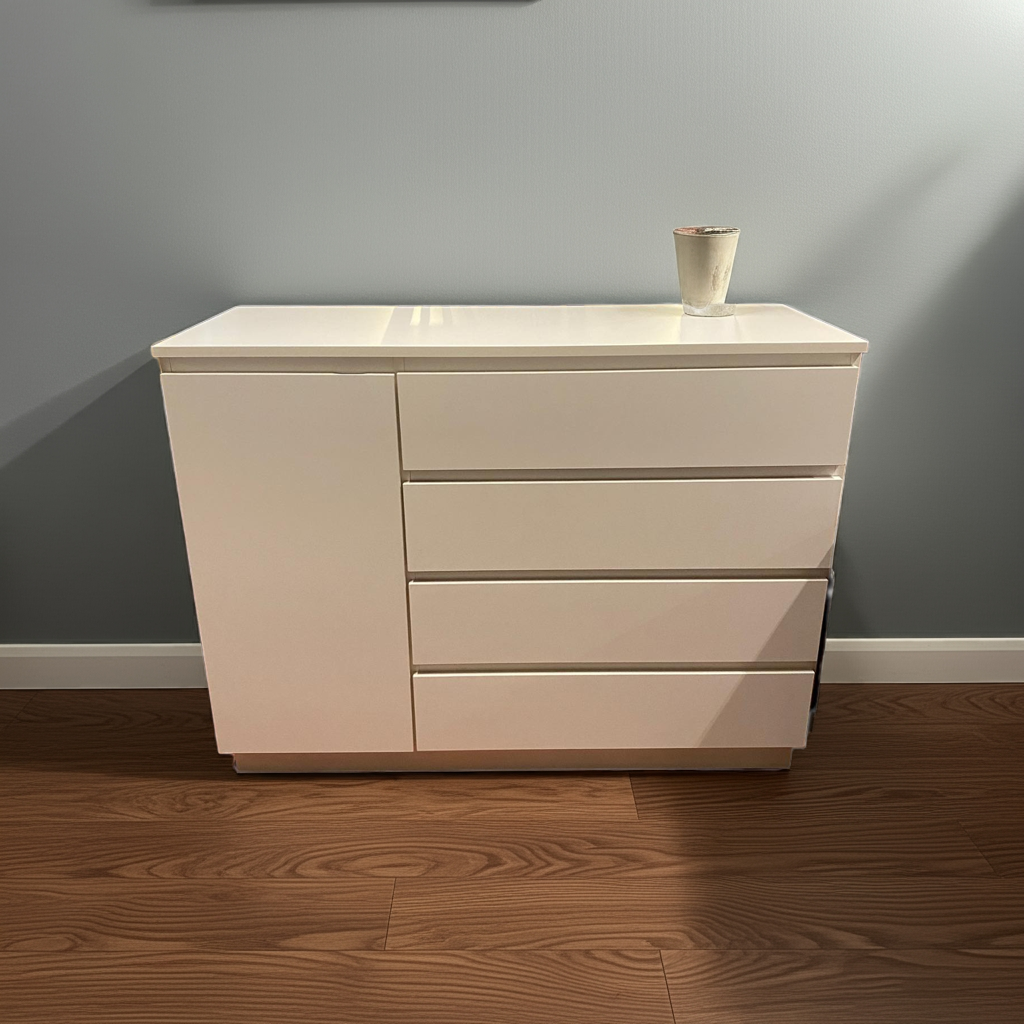 Cómoda Cajonera con puerta