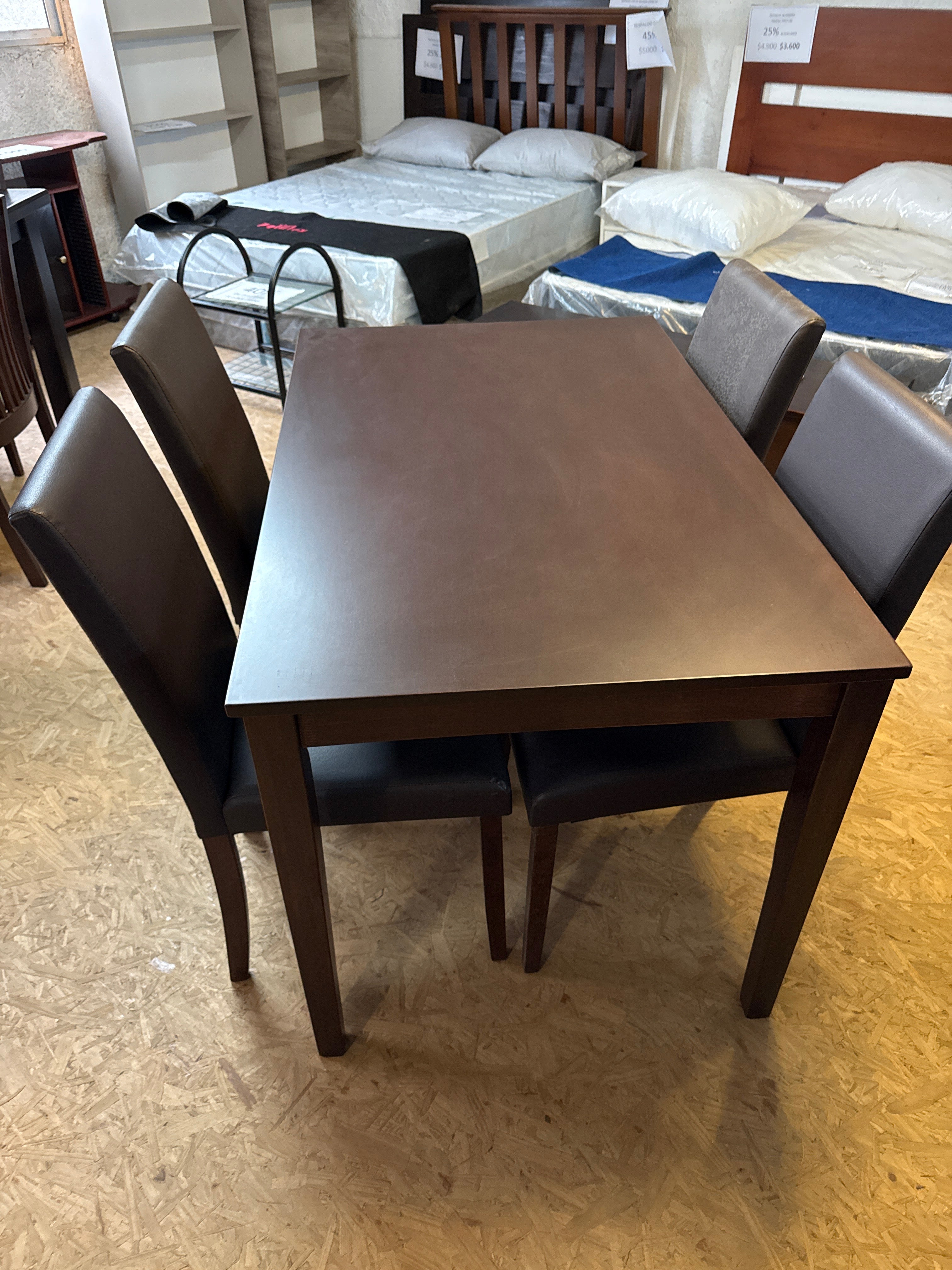 Juego de comedor THOR (Stock)